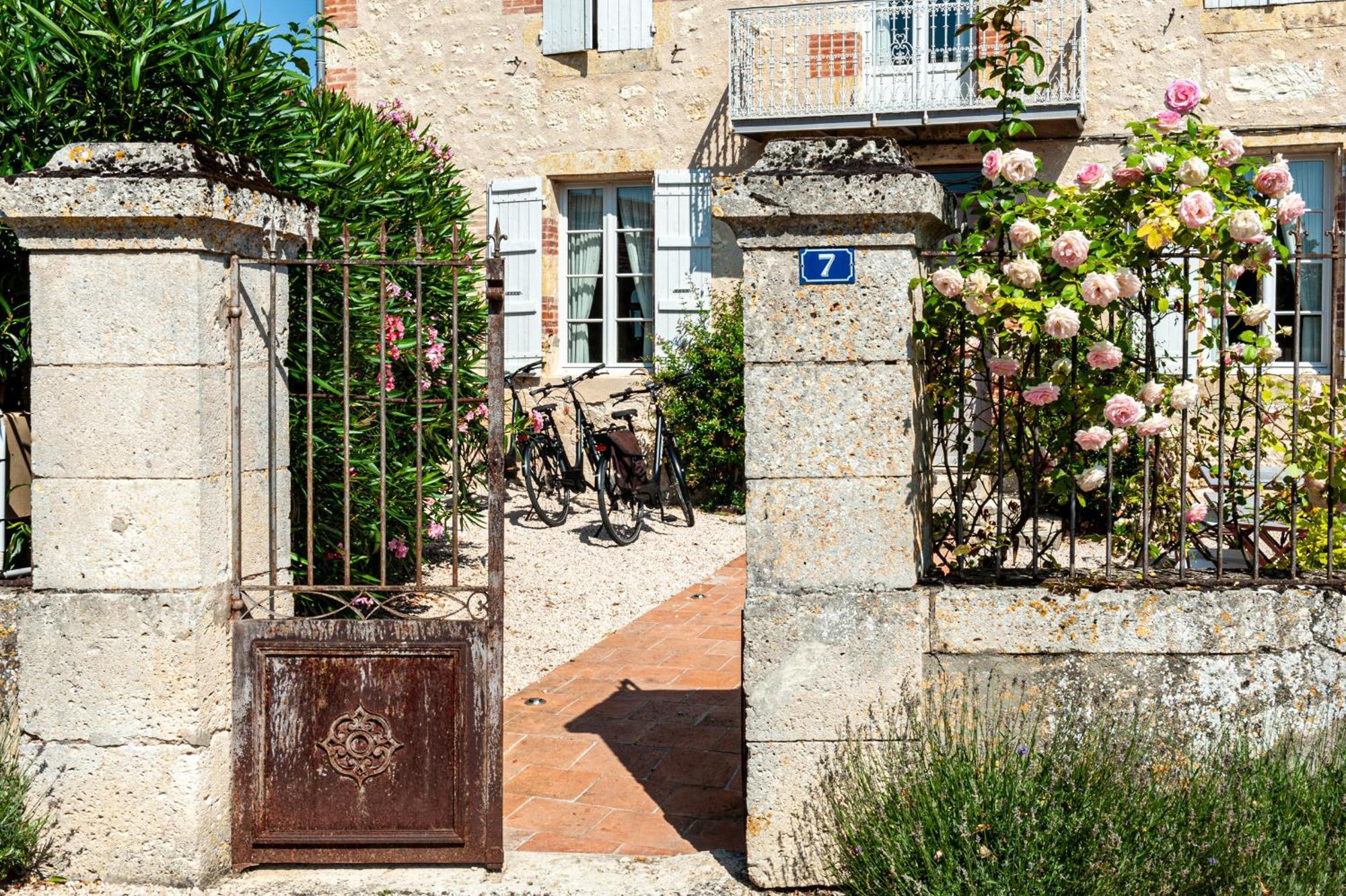 B&B La Mirande De Saint-Clar Exterior foto